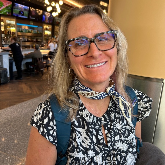 Meet your Posher, Elisabeth - Picture 6 of 7